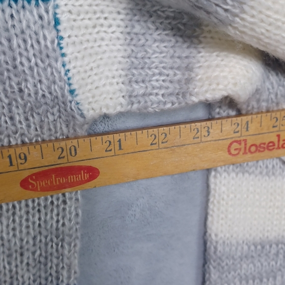 NWOT Colorblock Cozy Knit Sweater Women’s Large Teal Blue Gray Striped Layering - Picture 8 of 9